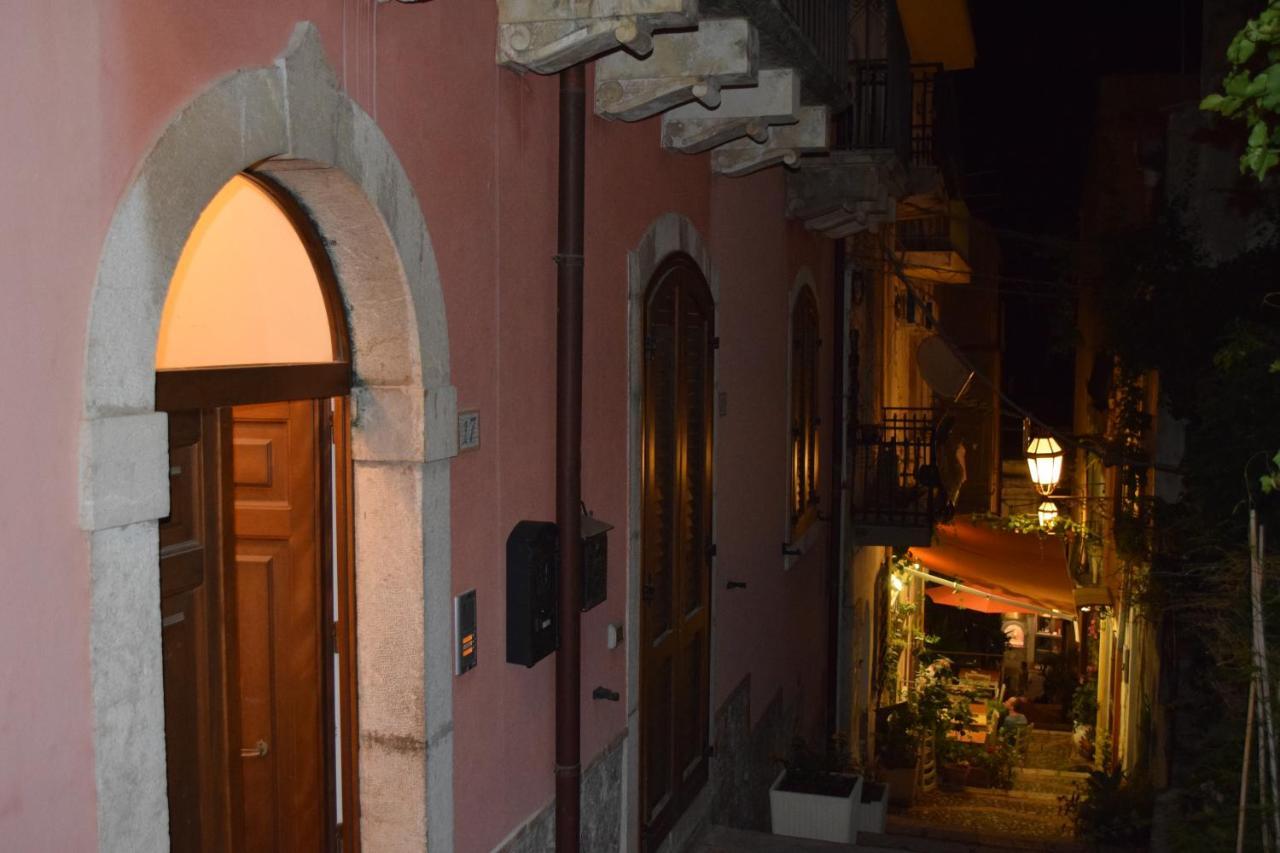 Willa Casa Amelia - Charme In Taormina Zewnętrze zdjęcie